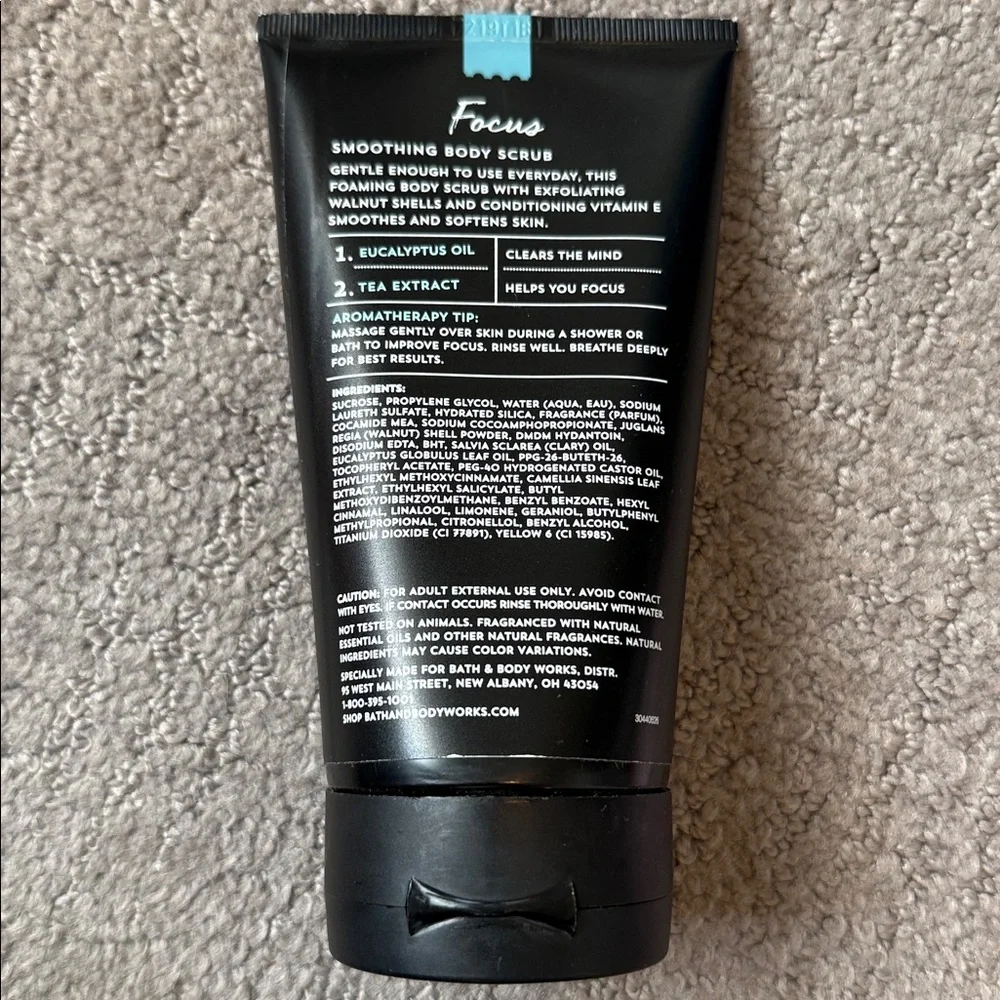Bath and Body Focus Smoothing Body Scrub Essential Oils NWT Unopened Relax